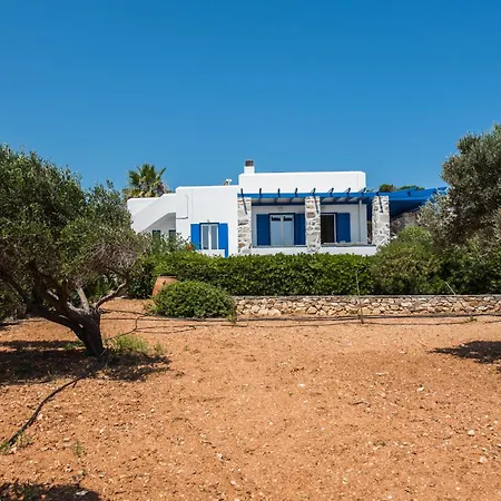 Beachfront - Traditional Greek Villa *