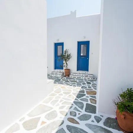 Beachfront - Traditional Greek